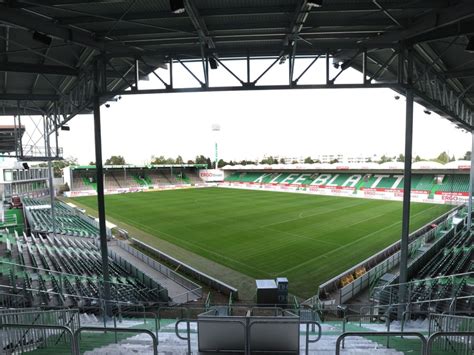 Fürth ii in chronologischer reihenfolge im wettbewerb regionalliga bayern 20/21. Trolli Arena - Info-stades