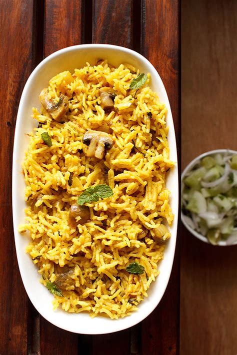 Add the green peppers and mushrooms and cook until they are. 8 Delicious Recipes That Every Mushroom-Lover Must Try ...