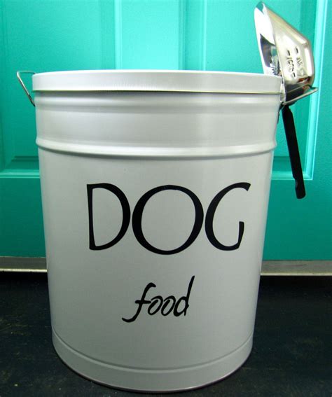 How do i store open cans of cat or dog food? Pet Food Storage Tin