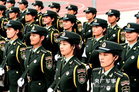 Charming Chinese Female Soldiers 12 People S Daily Online