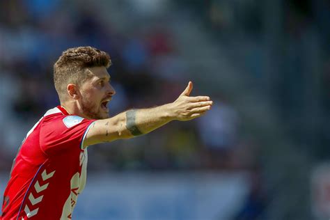 Fc kaiserslautern ii, vfl wolfsburg ii, vfl wolfsburg, pec zwolle, ks cracovia. Leeds midfielder Mateusz Klich has high hopes for 2018-19