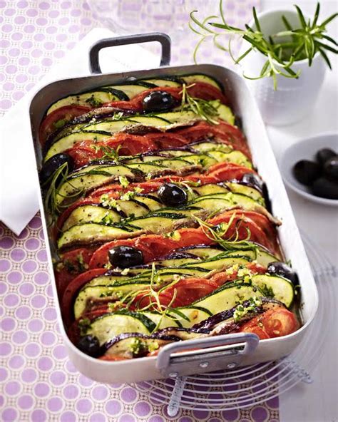 Add tomato, remaining cheese, spinach, and radicchio. 10 Best Baked Vegetable Casserole Recipes