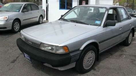 1988 Toyota Camry DX Sedan - YouTube