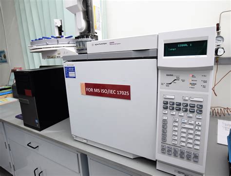 By its very nature, the subject of food science and technology is wide ranging and students need to understand not only the chemistry of. CHROMATOGRAPHY LABORATORY
