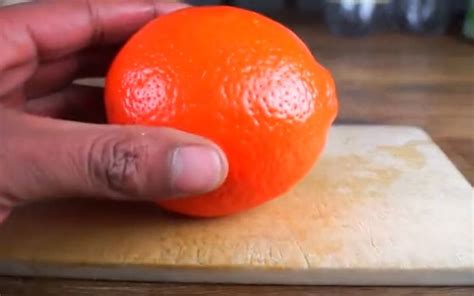 Life Hack Is This The Fastest Way To Peel An Orange Orange Orange