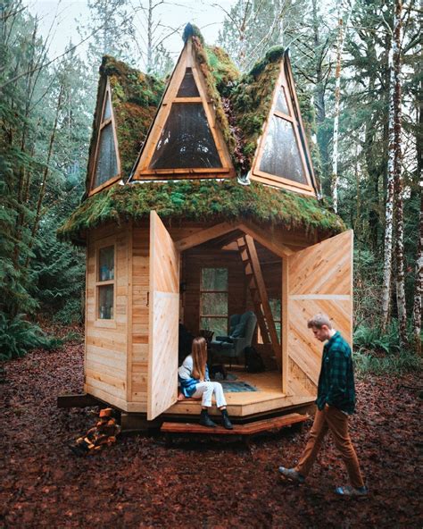 Magical Cabin In Pacific Northwest Cozyplaces