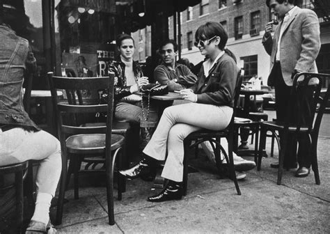 New Yorks Greenwich Village In The 60s The Photos Greenwich Village Greenwich Village Nyc