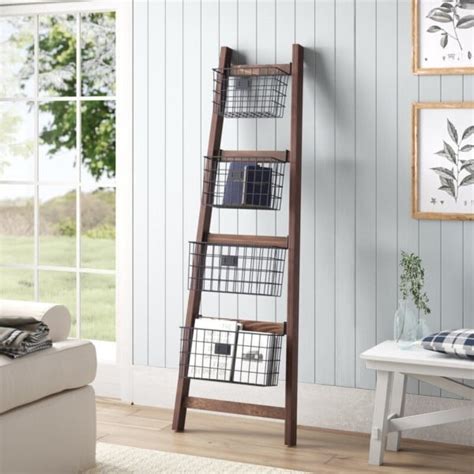 Remodelaholic 10 Ways To Decorate A Wooden Blanket Ladder