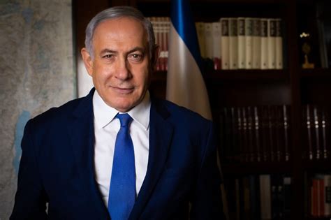 Maybe you would like to learn more about one of these? "אם אבחר, ברור שאקים ממשלת ימין" - מקור ראשון