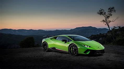 uɾaˈkan) is a sports car manufactured by italian automotive manufacturer lamborghini replacing the previous v10 offering, the gallardo. 壁紙、3840x2160、ランボルギーニ、Huracan Performante、緑、自動車、ダウンロード、写真