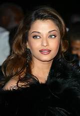 Tons of awesome ivar wallpapers to download for free. Hot Aishwarya Rai Wallpapers | Hot Celebrity Pic