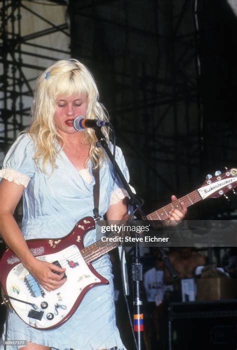 Kat Bjelland Lead Singer For The Group Babes In Toyland Plays News Photo Getty Images