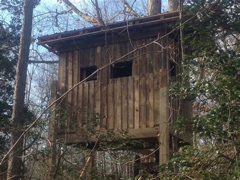 I have designed this small but sturdy shooting house so you can have a nice shelter during the hunting season. Pallet deer stand | Deer hunting stands, Hunting stands, Deer hunting