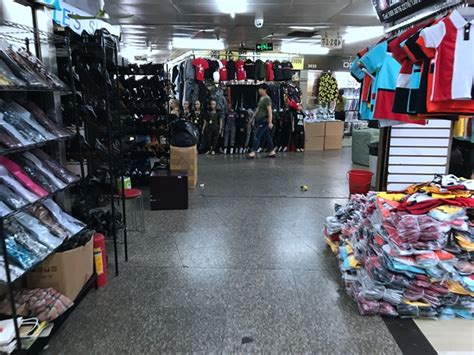 China Clothes Suppliers Business In Guangzhou