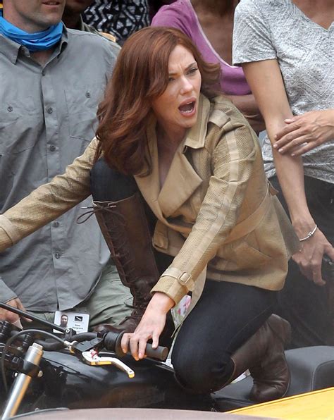 Scarlett Johansson Captain America Civil War Set Photos Atlanta
