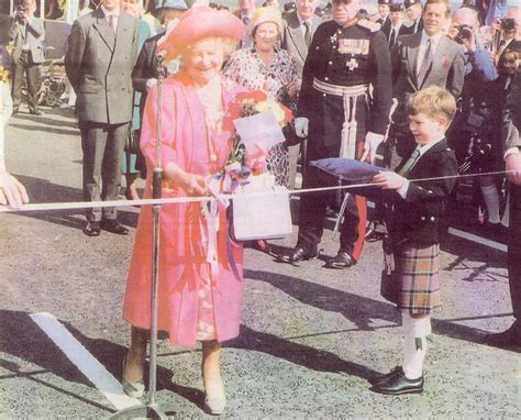 Queen Mother Opening Dornoch Bridge 1991 Historylinks Archive