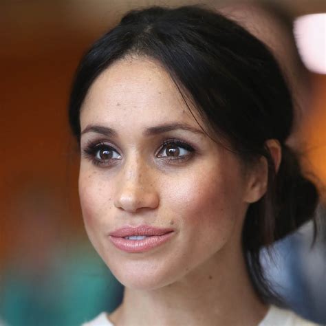 Meghan Markle S Favorite Lipstick Is Inspired By Posh Spice Allure