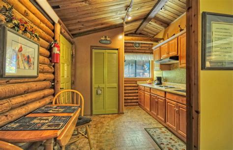 Oak creek cabins, bed & breakfasts, & resorts. Sedona Arizona Vacation Rentals: Canyon Wren Cabins for ...