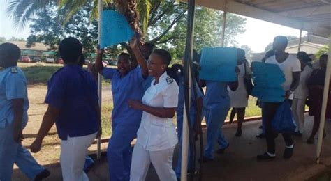 13 Protesting Nurses Arrested Zimbabwe Situation