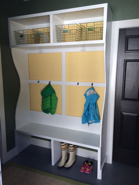 I give all the details on these diy. Ana White | Mudroom Bench & Cubbies - DIY Projects
