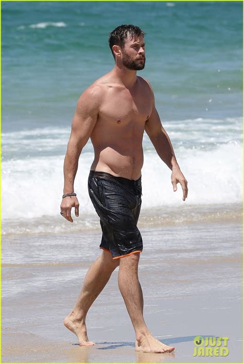 Chris Hemsworth Goes Shirtless Bares Ripped Body In Australia Photo