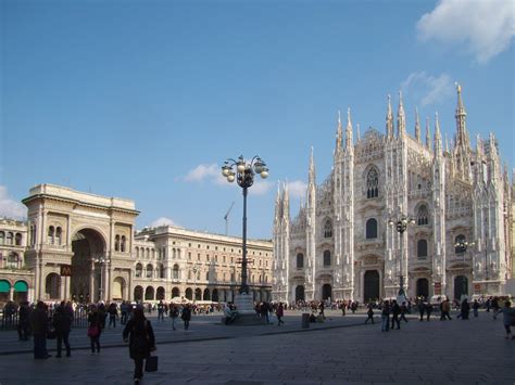 Filemilano Piazza Duomo Wikipedia