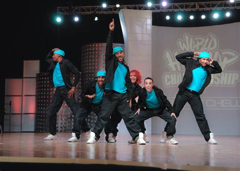 Hip Hop Dance Group Photos