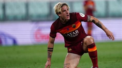 Add the latest transfer rumour here. Roma: Zaniolo operato in Austria, tornerà in campo in ...