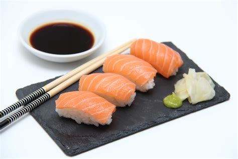 Nigiri sushi med Salma laks – My Little Kitchen