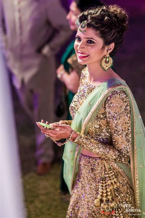 See more ideas about indian wedding hairstyles, indian bridal hairstyles, indian bride hairstyle. Latest Indian Bridal Wedding Hairstyles Trends 2019-2020 ...