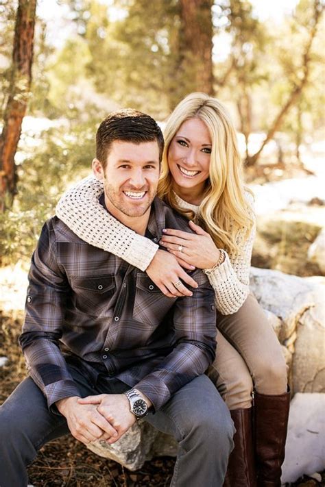 23 Creative Fall Engagement Photo Shoots Ideas I Shouldve Had Myself