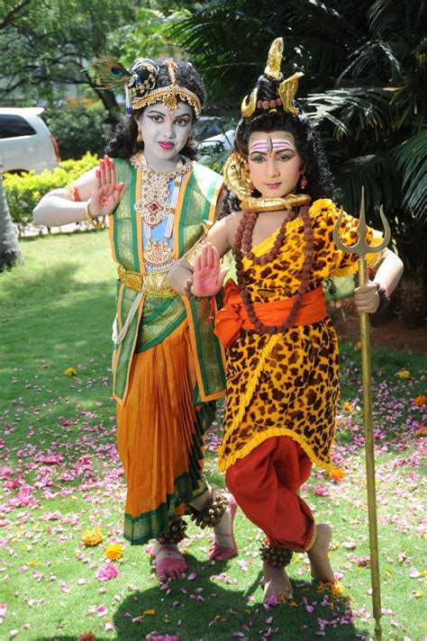 Jagadguru adi shankara who was also born from the tejas of lord shiva died a natural death in kailas after attaining samadhi. Sri Jagadguru Adi Shankara Movie Opening Event Stills ...