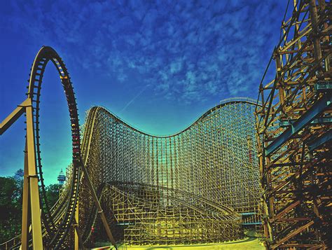 Son Of Beast Rollercoaster Kings Island Ohio Photograph By Mountain