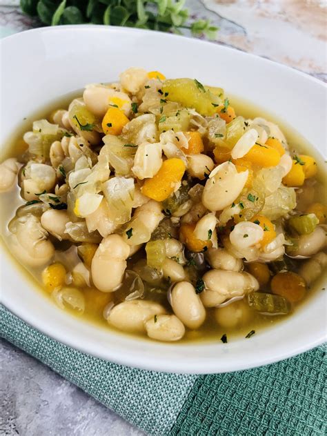 Slow Cooker White Bean Soup Slow Cooker Living