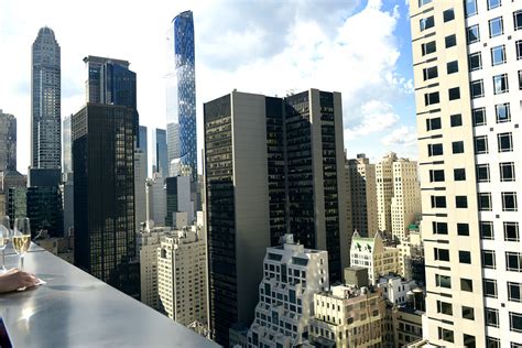 5 Rooftop Bars With The Best Views Of New York City Locals Picks