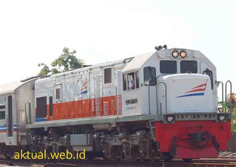 Kereta api jayakarta premium adalah kereta api penumpang kelas ekonomi ac premium dengan jadwal jayakarta yang cukup padat dan ada juga kereta tambahannya. Jadwal Kereta Api Stasiun Batang Terbaru - Informasi Aktual