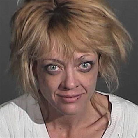 That 70s Shows Lisa Robin Kelly Arrested E Online Uk