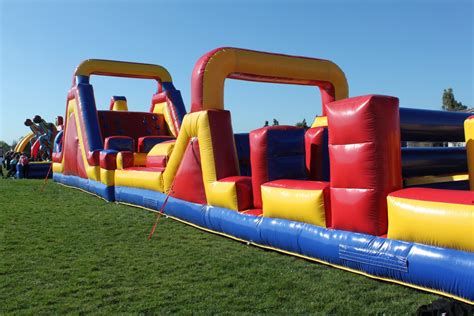 70 Ft Inflatable Obstacle Course Inflatable Rentals Lets Party