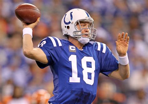 Michael Vick Or Peyton Manning Predicting Mvp And Other Nfl Awards