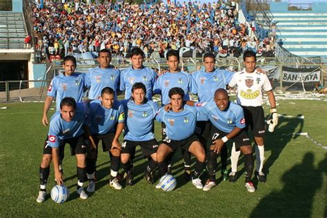 O´higgins fc currently plays in primera division. EVE v O'HI | Benjamín Mejías Valencia | Flickr