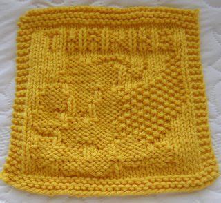 This autumnally appropriate knit dishcloth pattern is perfect for displaying all your favorite thanksgiving side dishes, entrees, and desserts. Thanks Knit Cloth | Knitting, Knit dishcloth, Dishcloth ...