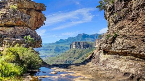 Drakensberg Hike South African Adventure Hotspots2c