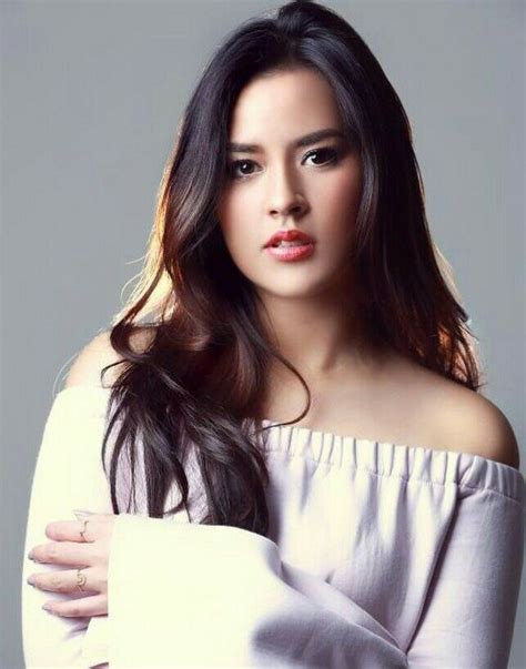 Raisa Indonesian Actress And Singer Selebriti Wanita Cantik Wanita