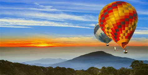 Hot air balloon over the sea. Hot Air Balloon 4k Ultra HD Wallpaper | Background Image ...