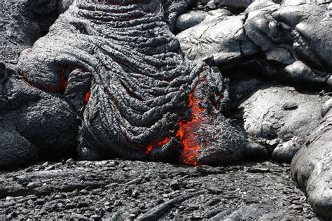 Lava Breakouts Continue On Hawaiis Coastal Plain