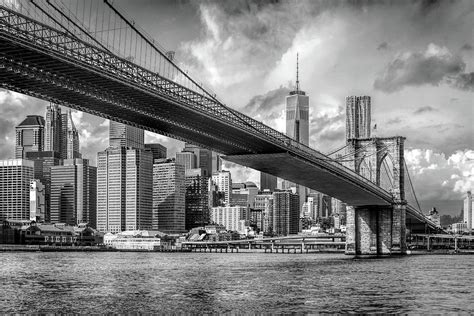 New York City Brooklyn Bridge Skyline Black And White Photograph By