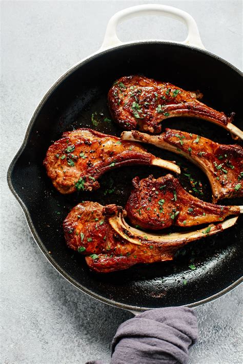 For a quick and easy weeknight dinner , give broiled lamb chops a try. Garlic Butter Lamb Chops - Primavera Kitchen