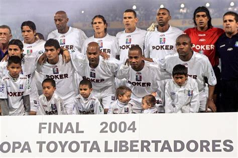 El equipo de manizales fue el primero en el país en explotar la publicidad de las grandes empresas. Jugadores colombianos que han ganado la Copa Libertadores ...