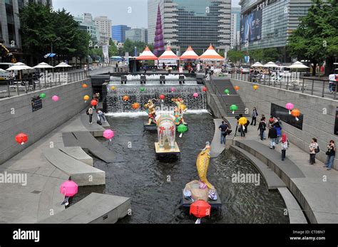 Cheonggyecheon River Seoul South Korea Asia Stock Photo Alamy