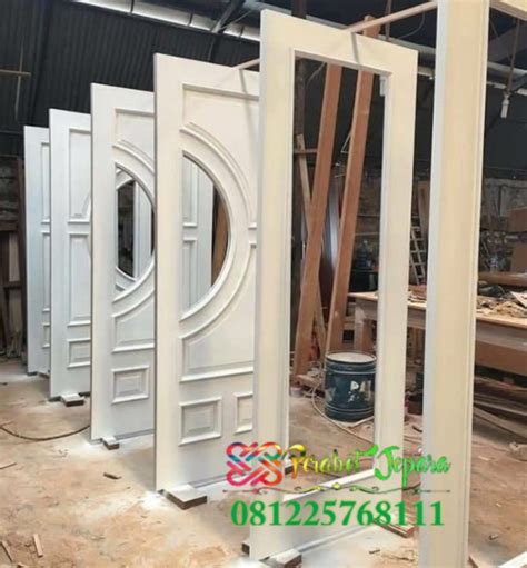 Pintu pagar lipat malaysia, pintu pagar murah selangor, punca auto gate terbuka sendiri, punca autogate rosak, repair auto gate johor bahru, repair auto gate remote control,. Jasa Pembuatan Pintu Rumah Cat Duco Putih | Jual Pintu Rumah